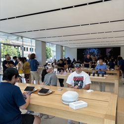Apple Country Club Plaza