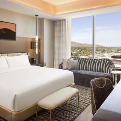 Caesars Republic Scottsdale, a Hilton Hotel