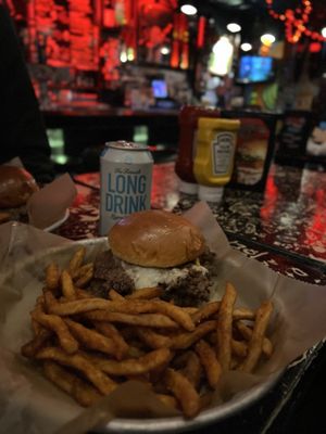 Stella's Lounge by null