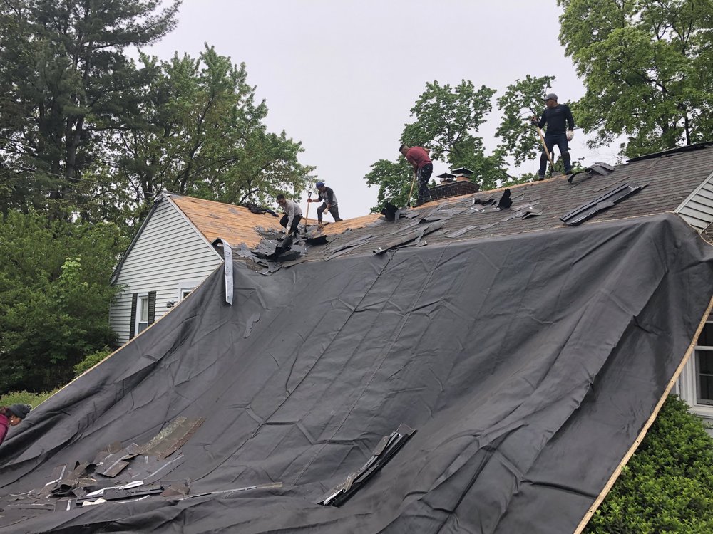 Slide of SouthEast Contracting & Remodeling