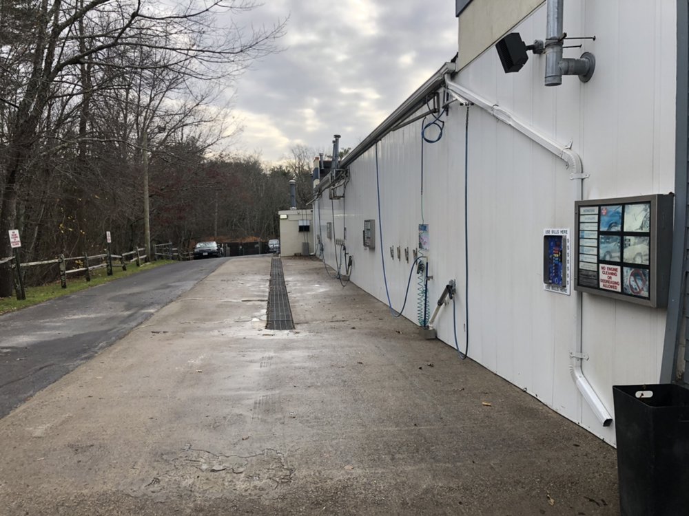 BRITEWAY CAR WASH Updated September 2024 535 Plain St, Marshfield