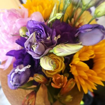 GUY'S FLOWERS - Updated November 2025 - 28 Photos & 64 Reviews