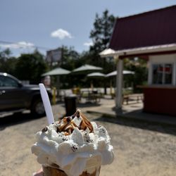 North Woods Creamery - Reese's avalanche