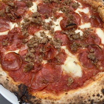 Buona Forchetta - Forgot the name of this pizza but it has pepperoni, sausage and mozzarella scattered - Pizza Near Me - Encinitas, California