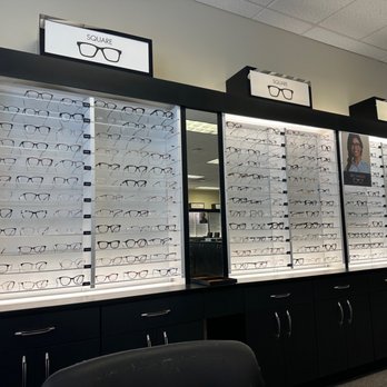 Visionworks - Women's eyewear - Optometrists Near Me - Miami, Florida Visionworks - Women's eyewear - Optometrists Near Me - Miami, Florida