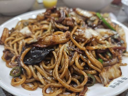 Paik's Noodle by null
