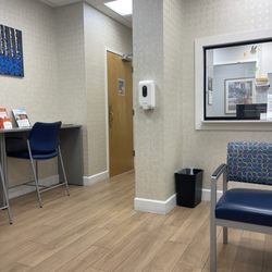 The Gastroenterology Group of Northern New Jersey - Wainting room...