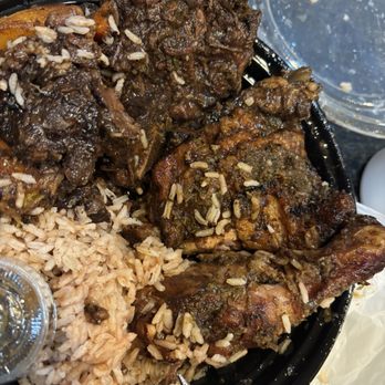 Back A Yard - Oxtail and chicken combo! - Caribbean Near Me - San Jose, California
