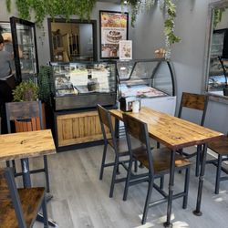 Aroma D Cafe Bakery II