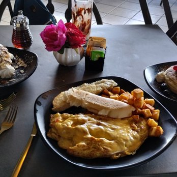 Gran Bahia Restaurant - Puerto Rican Near Me - San Juan, Puerto Rico Gran Bahia Restaurant - Puerto Rican Near Me - San Juan, Puerto Rico