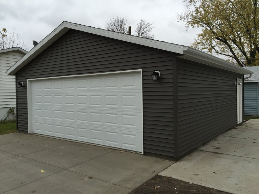 Affordable Construction - Garage Door Contractor in Des Moines, IA
