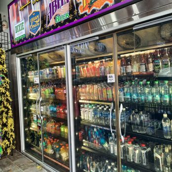 Vin Carre - Cold drinks - Beer, Wine & Spirits Near Me - New Orleans, Louisiana Vin Carre - Cold drinks - Beer, Wine & Spirits Near Me - New Orleans, Louisiana