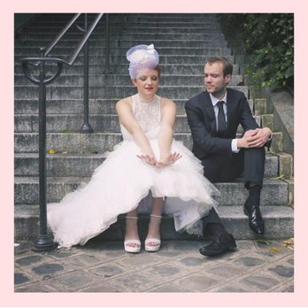 Un Chapeau dans la Ville - LA MARIÉE A DIT OUI à MONTMARTRE Les amoureux qui s'marient sur les marches publiques, marches publiques...ont un p'tit air bien sympathique - Hats Near Me - Paris, 75 Un Chapeau dans la Ville - LA MARIÉE A DIT OUI à MONTMARTRE Les amoureux qui s'marient sur les marches publiques, marches publiques...ont un p'tit air bien sympathique - Hats Near Me - Paris, 75