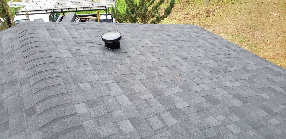 Slide of Donnie Long Roofing