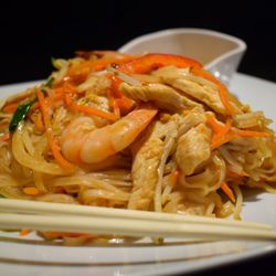 Saigon House Restaurant - Pad Thai - Saigon House Hamilton
