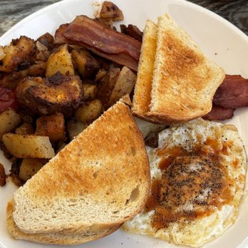 1800 Cafe - #12 : one egg, two slices of bacon, choice of hash browns or home fries, and toast... (sorry :) I love Tabasco on my eggs.) - American Near Me - Concord, California 1800 Cafe - #12 : one egg, two slices of bacon, choice of hash browns or home fries, and toast... (sorry :) I love Tabasco on my eggs.) - American Near Me - Concord, California