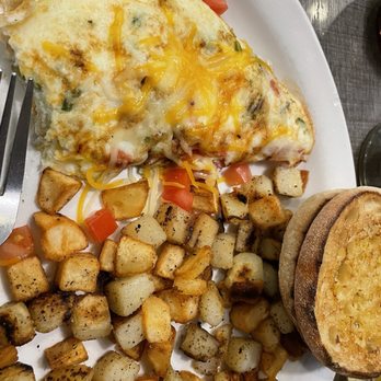 Le Peep - Veggie Omelette - Breakfast & Brunch Near Me - Loveland, Ohio Le Peep - Veggie Omelette - Breakfast & Brunch Near Me - Loveland, Ohio