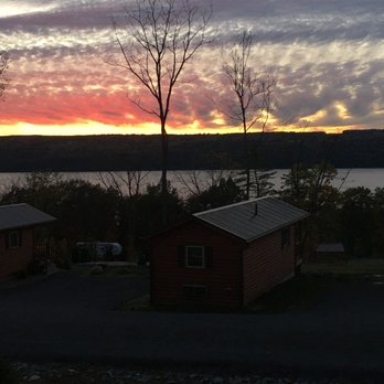 Single Island Shores - Vacation Rentals Near Me - Hector, New York Single Island Shores - Vacation Rentals Near Me - Hector, New York