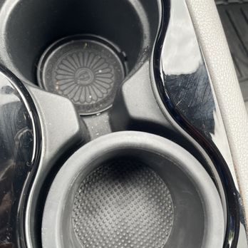Gambrills Auto Spa - cup holder between front seats - Car Wash Near Me - Gambrills, Maryland