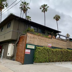 Damon Westwood, DDS - Alley parking