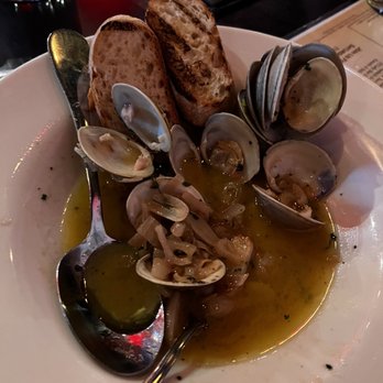 Brix Restaurant & Pizza Bar - Clams in white wine and garlic sauce. - Italian Near Me - Belleville, New Jersey Brix Restaurant & Pizza Bar - Clams in white wine and garlic sauce. - Italian Near Me - Belleville, New Jersey