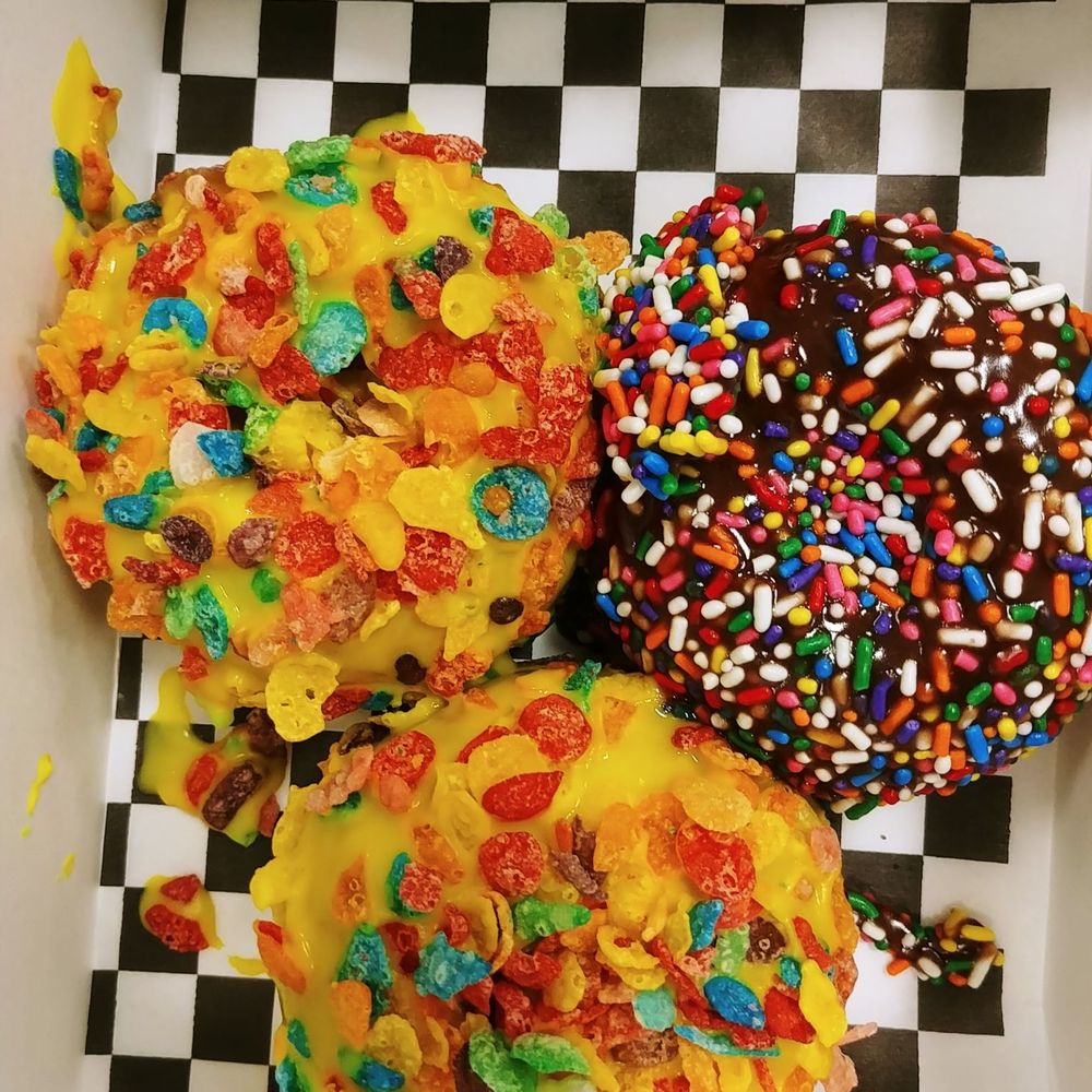 PURVÉ Donut Stop - Unicorn Butt Sneeze FTW - Donuts Near Me - Honolulu, Hawaii PURVÉ Donut Stop - Unicorn Butt Sneeze FTW - Donuts Near Me - Honolulu, Hawaii