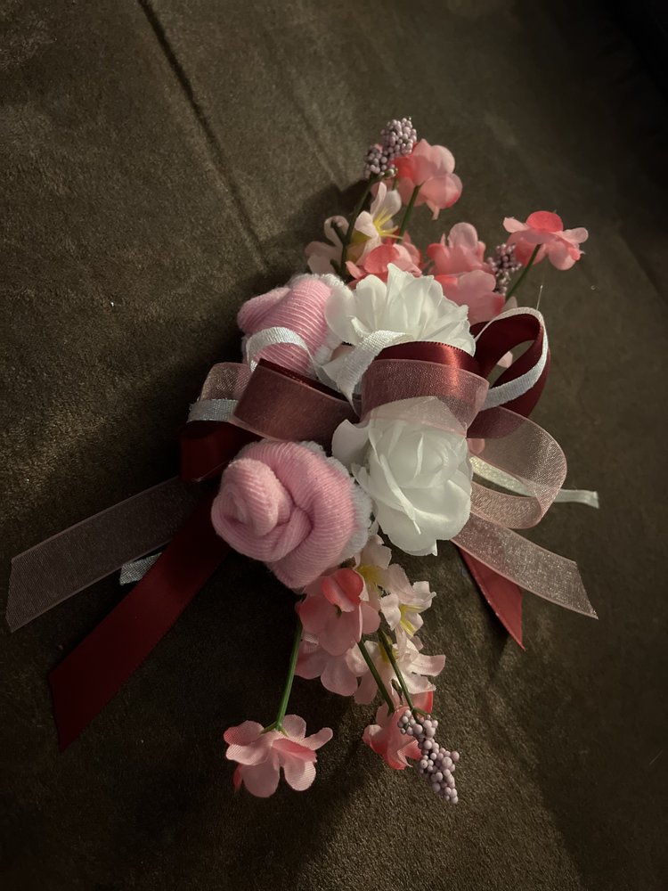 DAZZLING DAFFODILS Request Information Alliance, Ohio Floral