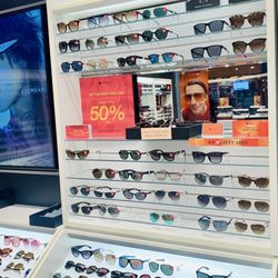 Sunglass Hut - Clearance section