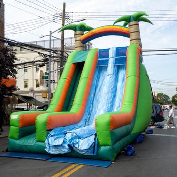 Aardvark Amusements - Tropical Slide - Party Equipment Rentals Near Me - Brooklyn, New York Aardvark Amusements - Tropical Slide - Party Equipment Rentals Near Me - Brooklyn, New York