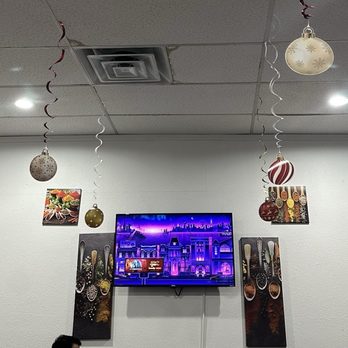 Chandigarh Bites - Decor - Indian Near Me - Allen, Texas