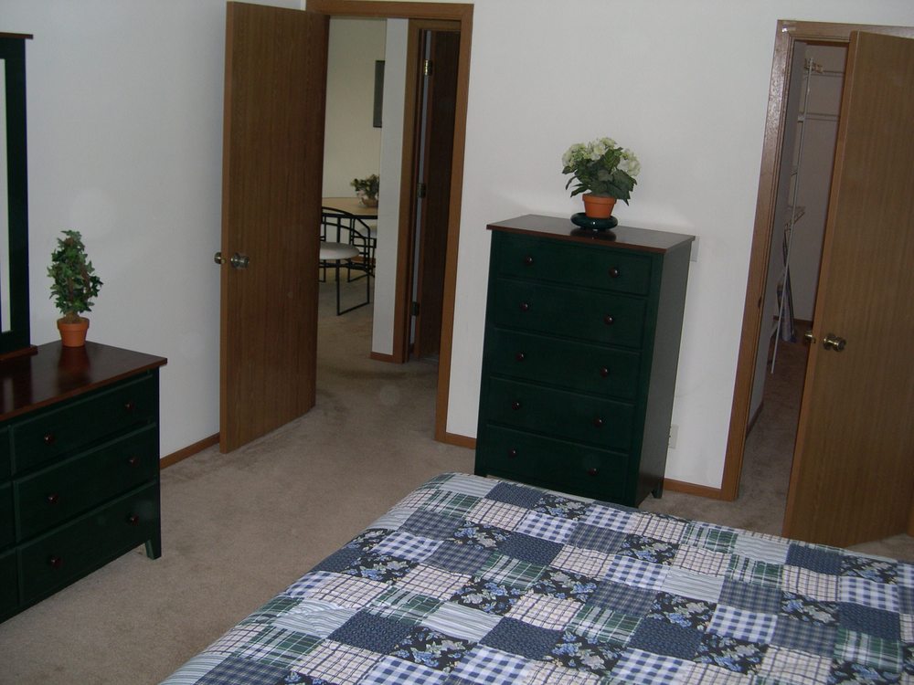 STONEGATE APARTMENTS 10 Photos 12102 Stonegate Dr, Omaha, Nebraska