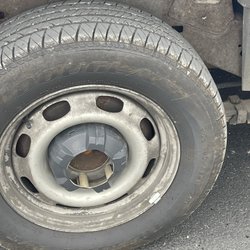 Walmart Auto Care Centers - Broke wheel cap
