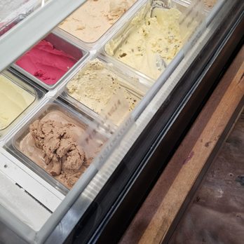 Brown Box - Ice cream - Ice Cream & Frozen Yogurt Near Me - Kanab, Utah