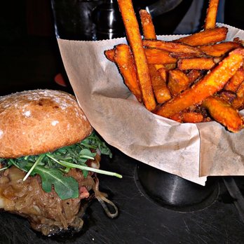 Del Frisco's Grille - Steakhouses Near Me - Plano, Texas