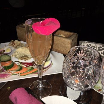 Grapes & Grains - Wine Bars Near Me - Chicago, Illinois Grapes & Grains - Wine Bars Near Me - Chicago, Illinois