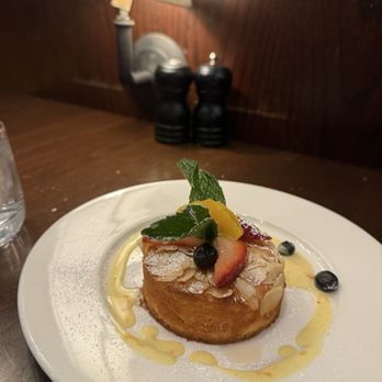 Petterinos - American Near Me - Chicago, Illinois