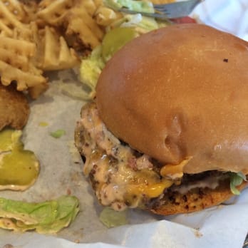 Skip's Kitchen - Burgers Near Me - Carmichael, California