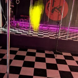 Red's Studio
