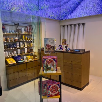 L'Occitane en Provence - Cosmetics & Beauty Supply Near Me - Chicago, Illinois L'Occitane en Provence - Cosmetics & Beauty Supply Near Me - Chicago, Illinois
