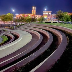 Lake District of Jordan Creek Town Center