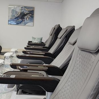 Nailpedia Salon - Nail Salons Near Me - Lincoln, Nebraska