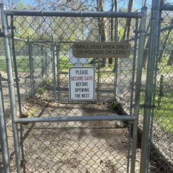 Pizzurro Dog Park - Small dog entrance