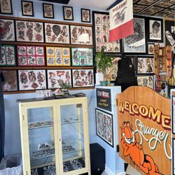 Pacific Tattoo - Inside shop