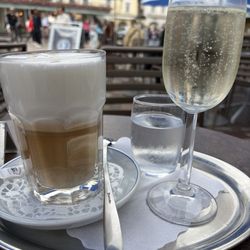 Cafe Konditorei Fürst - Cafe latte and prosecco