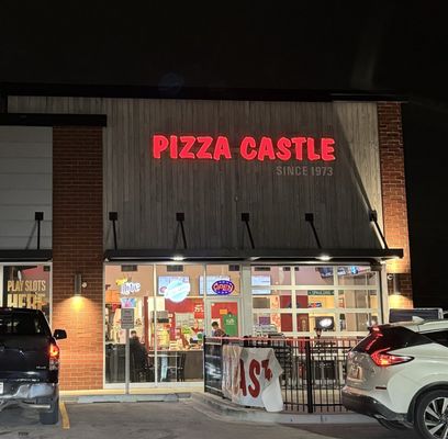 Pizza Castle by null