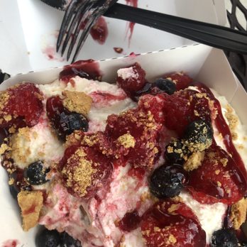 Cinnaholic - Bakeries Near Me - Naperville, Illinois