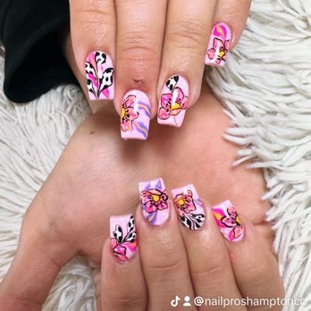Nails Pros - Waxing Near Me - Owens Cross Roads, Alabama