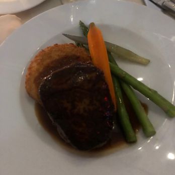Indian Trail Club - Filet Entrée - Caterers Near Me - Franklin Lakes, New Jersey Indian Trail Club - Filet Entrée - Caterers Near Me - Franklin Lakes, New Jersey