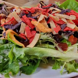 Lake Sis Grille & Brew - BBQ Chicken Salad