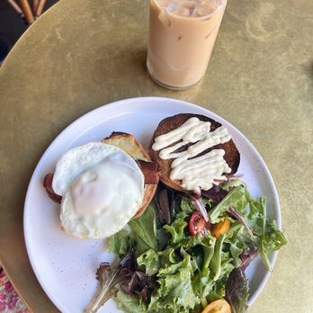 Butler - Breakfast Sandwich - Coffee & Tea Near Me - Brooklyn, New York